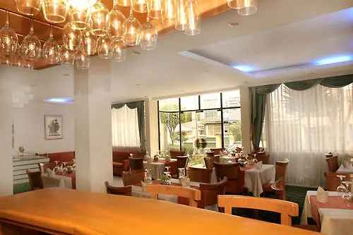 Hostal De La Mancha Quito 4*,  Ecuador