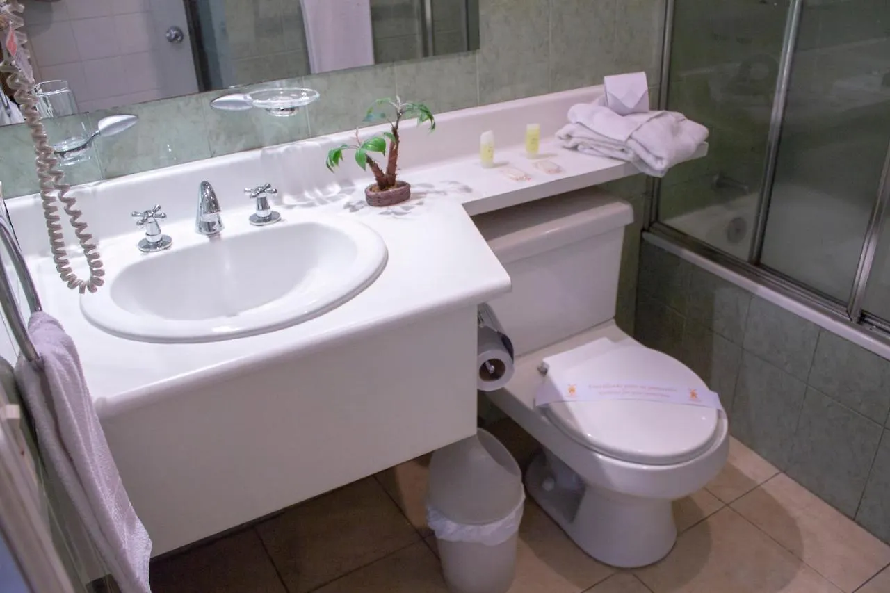 Hotel Hostal De La Mancha Quito