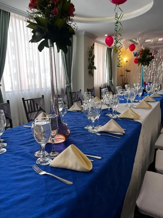 Hotel Hostal De La Mancha Quito