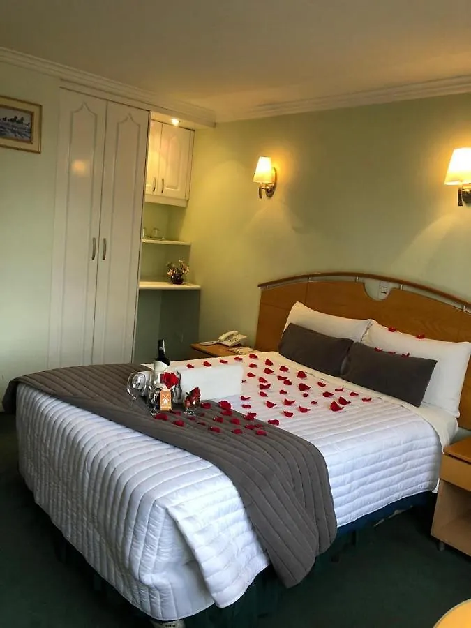 Hostal De La Mancha Quito 4*,  Ecuador
